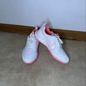 Nike Explorer 2 Womens Golf Shoes White & Pink Spikeless Size 9